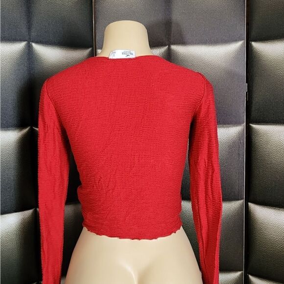 Hollister blouse   - Picture 3 of 5